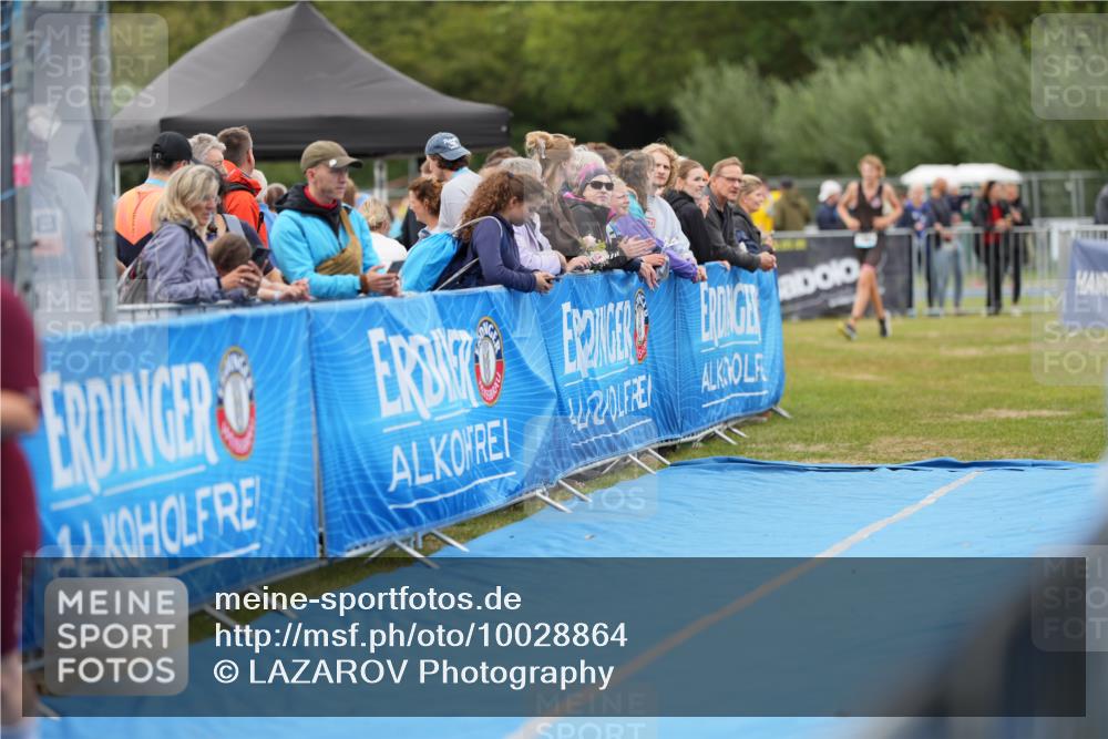 30.08.2026 - Elbe Triathlon Hamburg LAZAROV Photography http://msf.ph/oto/10028864 30.08.2026 12:01:10 Ziel 1481 meine-sportfotos.de