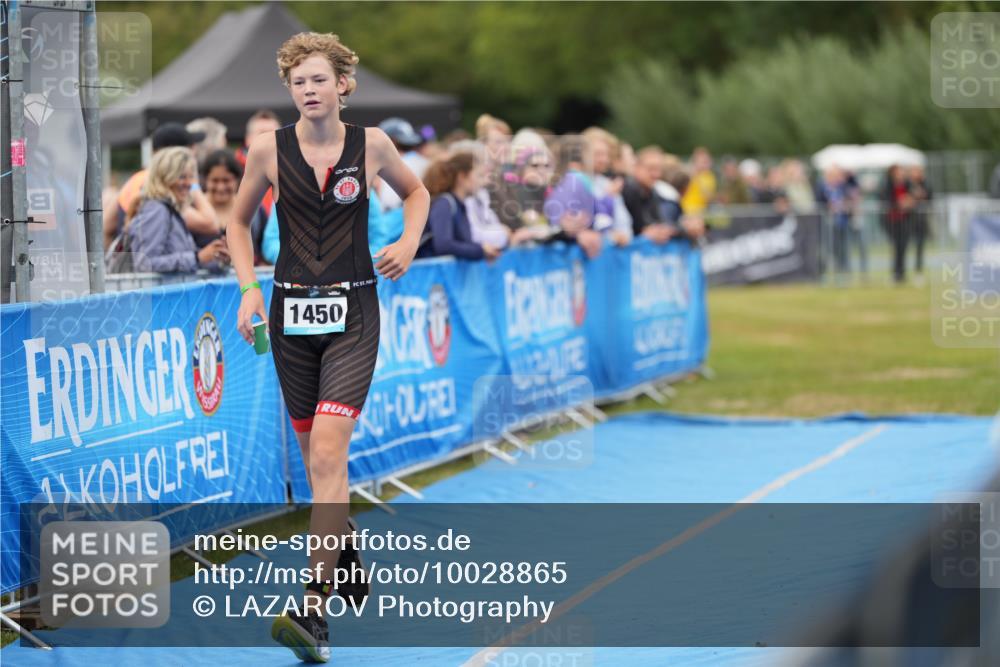 30.08.2026 - Elbe Triathlon Hamburg LAZAROV Photography http://msf.ph/oto/10028865 30.08.2026 12:01:20 Ziel 1450 meine-sportfotos.de