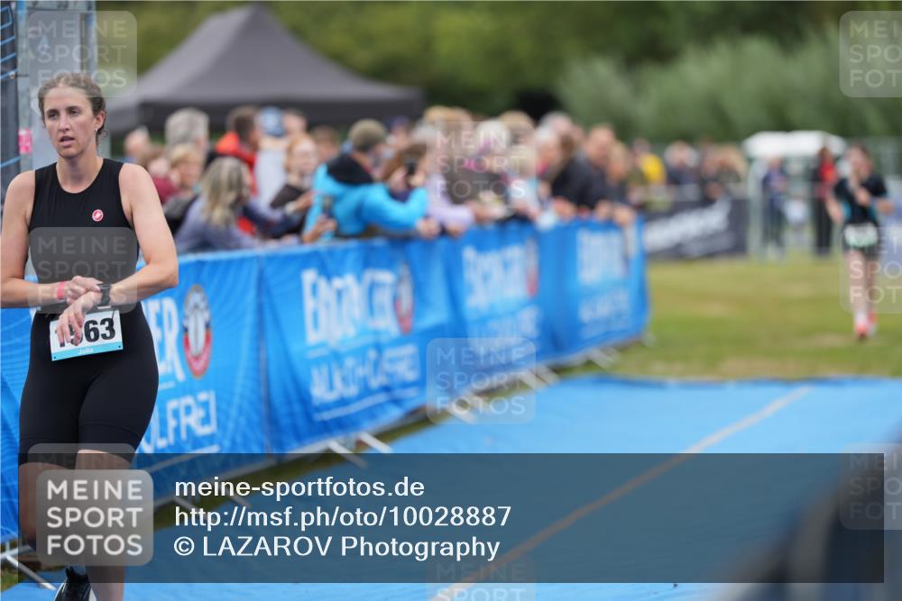 30.08.2026 - Elbe Triathlon Hamburg LAZAROV Photography http://msf.ph/oto/10028887 30.08.2026 12:02:17 Ziel 858, 1563 meine-sportfotos.de