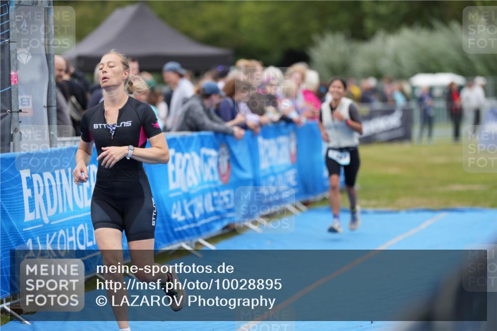 30.08.2026 - Elbe Triathlon Hamburg LAZAROV Photography http://msf.ph/oto/10028895 30.08.2026 12:02:36 Ziel 1467, 1708 meine-sportfotos.de