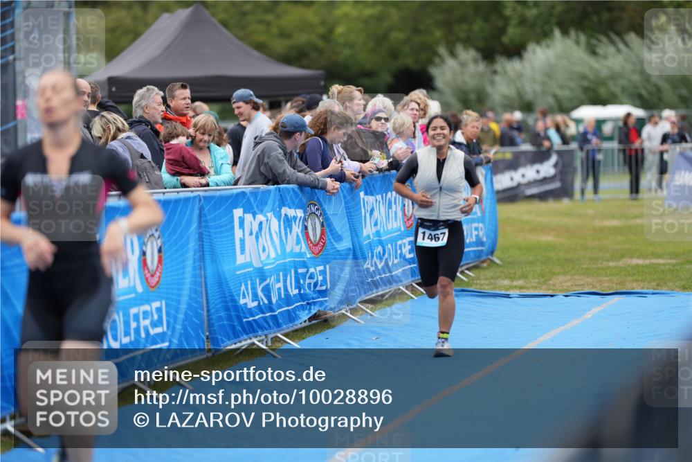 30.08.2026 - Elbe Triathlon Hamburg LAZAROV Photography http://msf.ph/oto/10028896 30.08.2026 12:02:37 Ziel 1467, 1708 meine-sportfotos.de