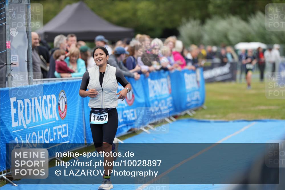 30.08.2026 - Elbe Triathlon Hamburg LAZAROV Photography http://msf.ph/oto/10028897 30.08.2026 12:02:38 Ziel 1467, 1708 meine-sportfotos.de