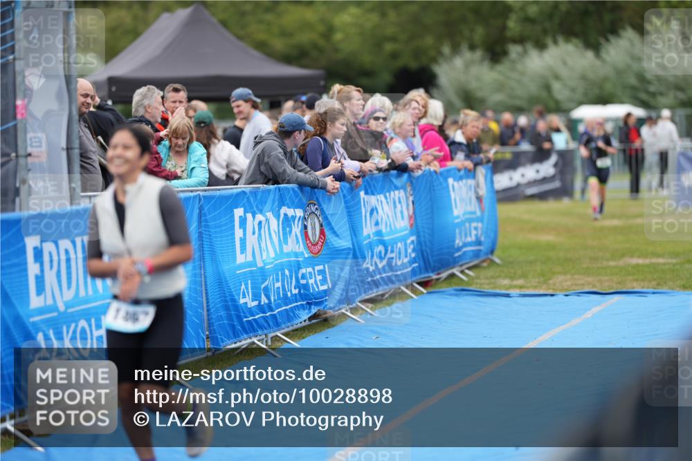 30.08.2026 - Elbe Triathlon Hamburg LAZAROV Photography http://msf.ph/oto/10028898 30.08.2026 12:02:38 Ziel 1467, 1708 meine-sportfotos.de