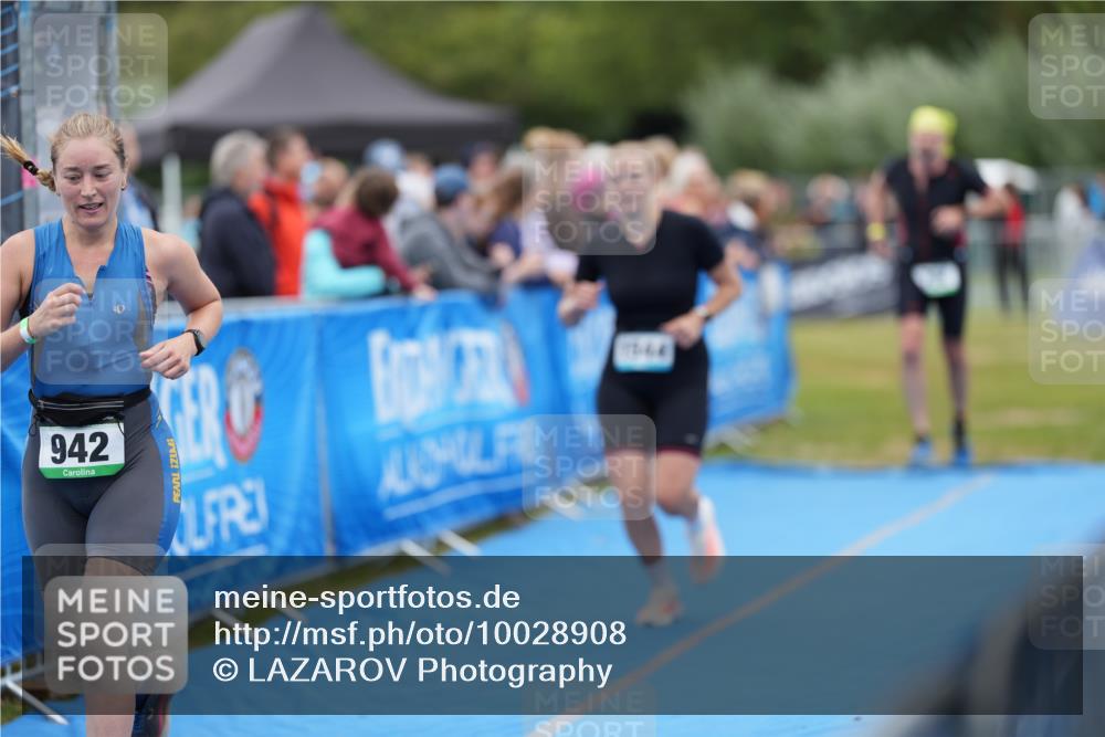 30.08.2026 - Elbe Triathlon Hamburg LAZAROV Photography http://msf.ph/oto/10028908 30.08.2026 12:03:02 Ziel 764, 942, 1544 meine-sportfotos.de
