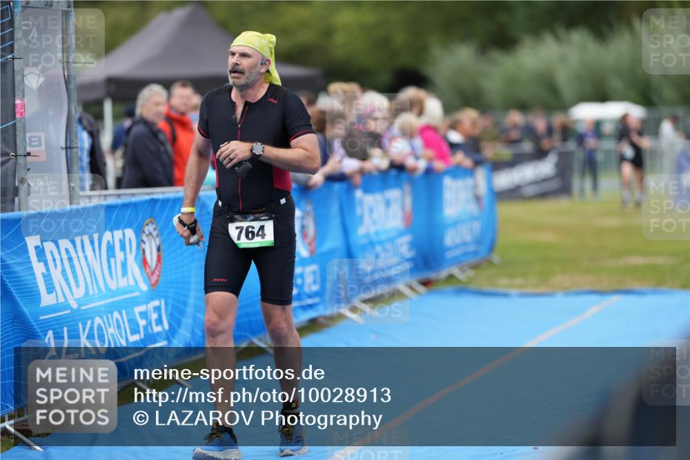30.08.2026 - Elbe Triathlon Hamburg LAZAROV Photography http://msf.ph/oto/10028913 30.08.2026 12:03:06 Ziel 764, 942, 1544 meine-sportfotos.de