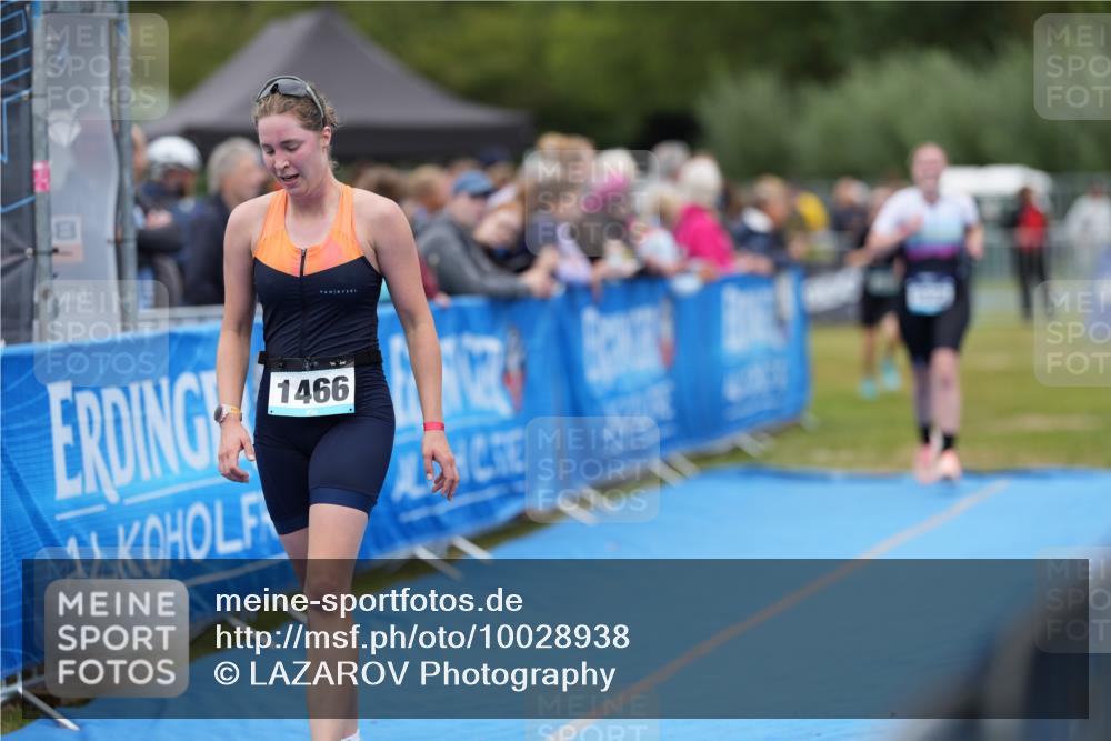 30.08.2026 - Elbe Triathlon Hamburg LAZAROV Photography http://msf.ph/oto/10028938 30.08.2026 12:03:48 Ziel 1388, 1420, 1466, 1522, 1572 meine-sportfotos.de