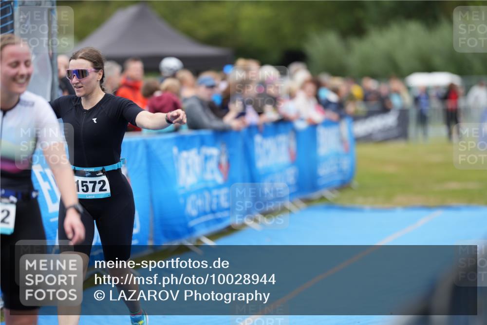 30.08.2026 - Elbe Triathlon Hamburg LAZAROV Photography http://msf.ph/oto/10028944 30.08.2026 12:03:55 Ziel 1522, 1572 meine-sportfotos.de