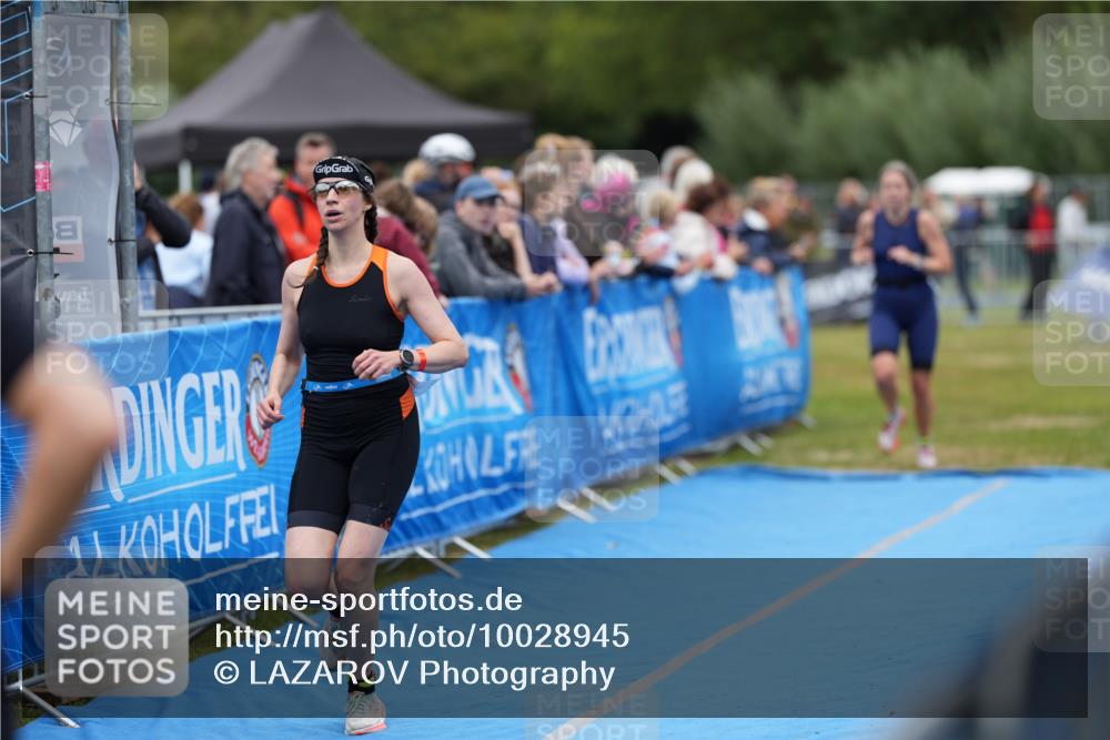 30.08.2026 - Elbe Triathlon Hamburg LAZAROV Photography http://msf.ph/oto/10028945 30.08.2026 12:04:05 Ziel 1580, 1649 meine-sportfotos.de