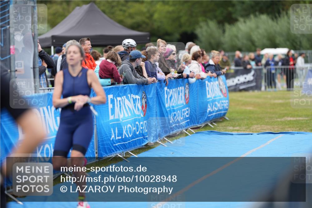 30.08.2026 - Elbe Triathlon Hamburg LAZAROV Photography http://msf.ph/oto/10028948 30.08.2026 12:04:08 Ziel 1580, 1649 meine-sportfotos.de