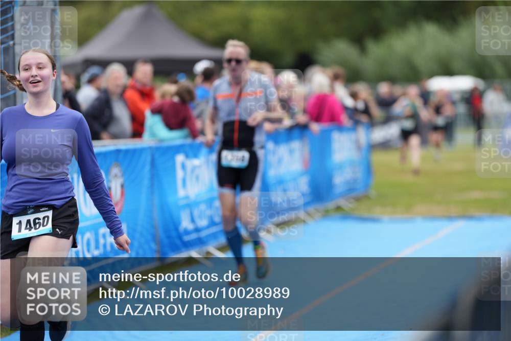 30.08.2026 - Elbe Triathlon Hamburg LAZAROV Photography http://msf.ph/oto/10028989 30.08.2026 12:05:26 Ziel 1358, 1397, 1460, 1529 meine-sportfotos.de