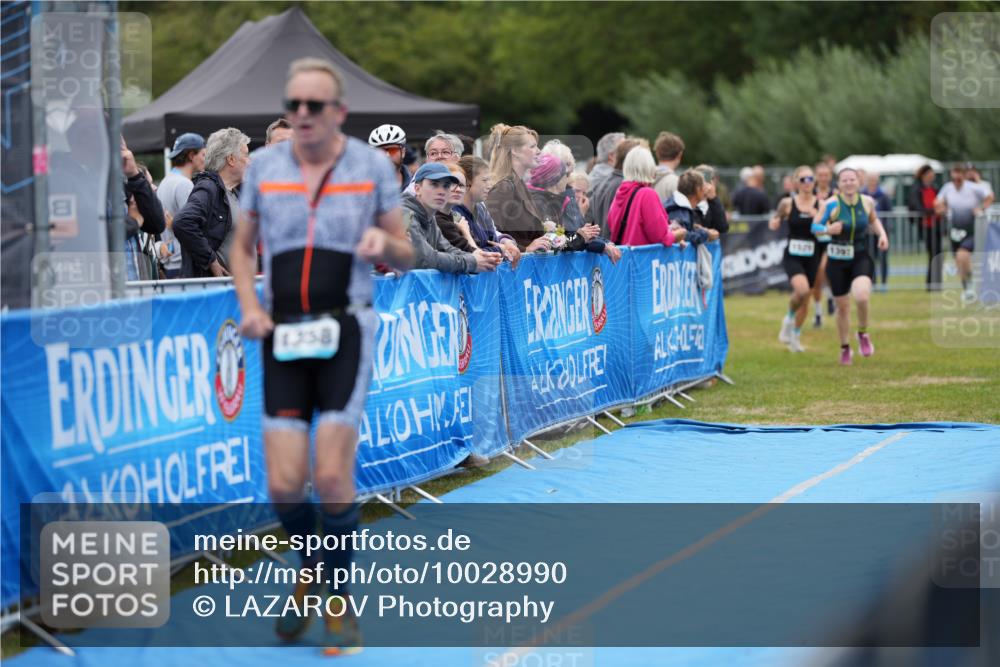 30.08.2026 - Elbe Triathlon Hamburg LAZAROV Photography http://msf.ph/oto/10028990 30.08.2026 12:05:27 Ziel 1358, 1397, 1460, 1529, 1577 meine-sportfotos.de