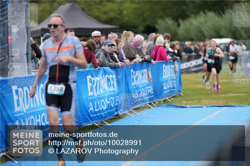 30.08.2026 - Elbe Triathlon Hamburg LAZAROV Photography http://msf.ph/oto/10028991 30.08.2026 12:05:28 Ziel 1358, 1397, 1460, 1529, 1577 meine-sportfotos.de