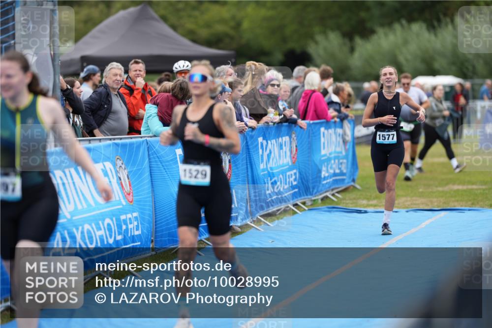 30.08.2026 - Elbe Triathlon Hamburg LAZAROV Photography http://msf.ph/oto/10028995 30.08.2026 12:05:33 Ziel 564, 1397, 1475, 1529, 1577 meine-sportfotos.de