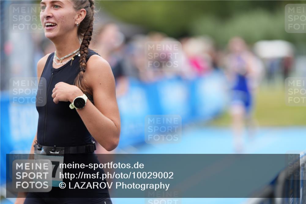 30.08.2026 - Elbe Triathlon Hamburg LAZAROV Photography http://msf.ph/oto/10029002 30.08.2026 12:05:48 Ziel 1396, 1508 meine-sportfotos.de