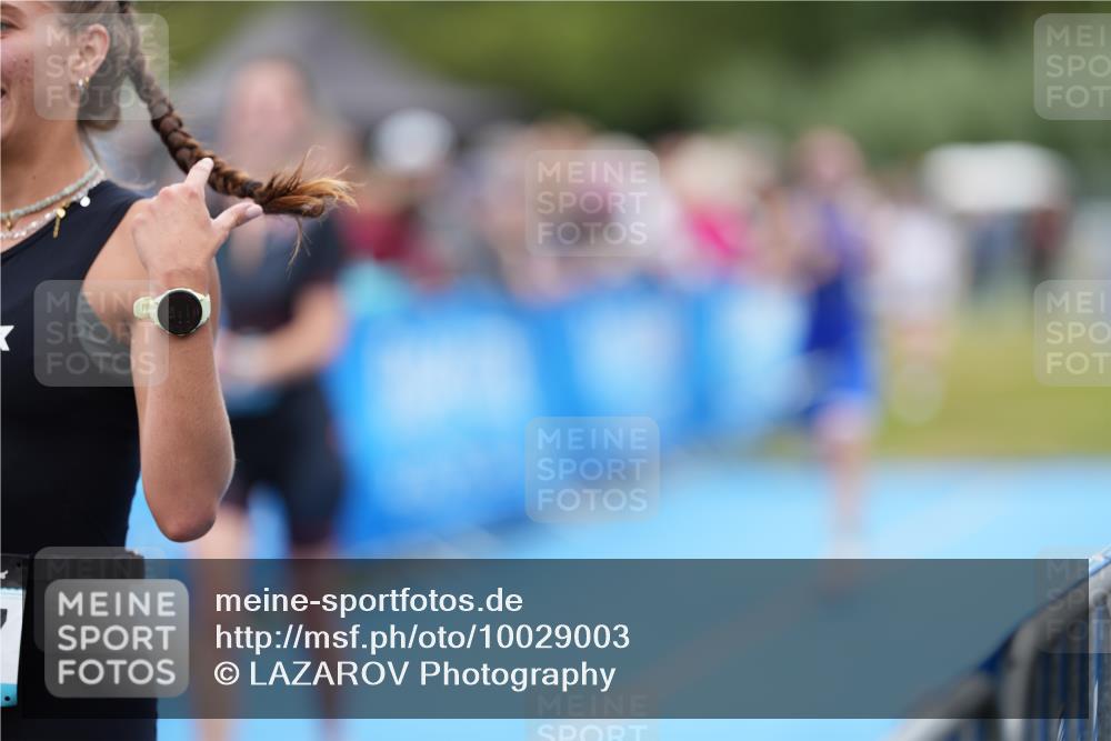 30.08.2026 - Elbe Triathlon Hamburg LAZAROV Photography http://msf.ph/oto/10029003 30.08.2026 12:05:49 Ziel 1396, 1508 meine-sportfotos.de