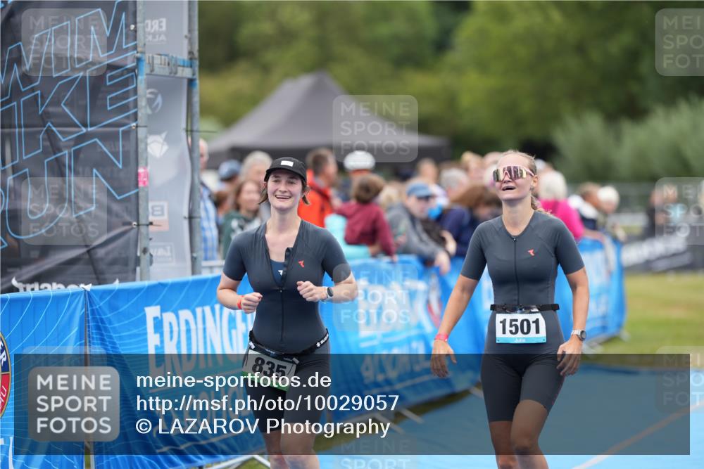 30.08.2026 - Elbe Triathlon Hamburg LAZAROV Photography http://msf.ph/oto/10029057 30.08.2026 12:08:00 Ziel 835, 1095, 1366, 1501 meine-sportfotos.de