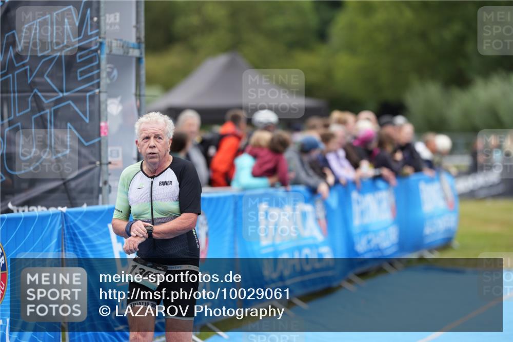 30.08.2026 - Elbe Triathlon Hamburg LAZAROV Photography http://msf.ph/oto/10029061 30.08.2026 12:08:08 Ziel 1366 meine-sportfotos.de