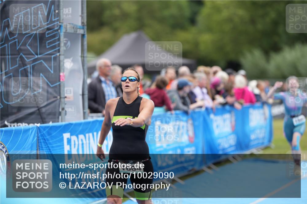 30.08.2026 - Elbe Triathlon Hamburg LAZAROV Photography http://msf.ph/oto/10029090 30.08.2026 12:09:17 Ziel 1505, 1664 meine-sportfotos.de