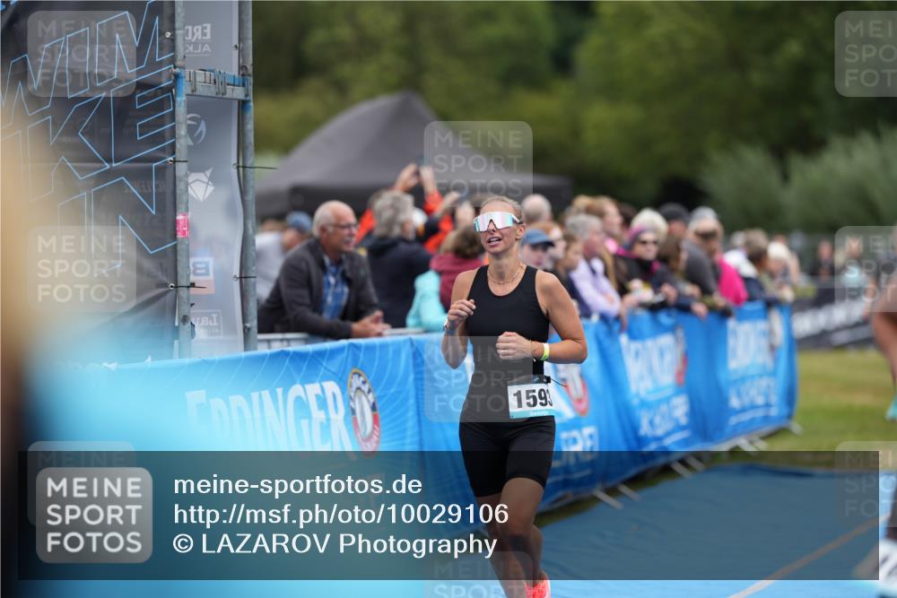 30.08.2026 - Elbe Triathlon Hamburg LAZAROV Photography http://msf.ph/oto/10029106 30.08.2026 12:09:57 Ziel 1593, 1687 meine-sportfotos.de