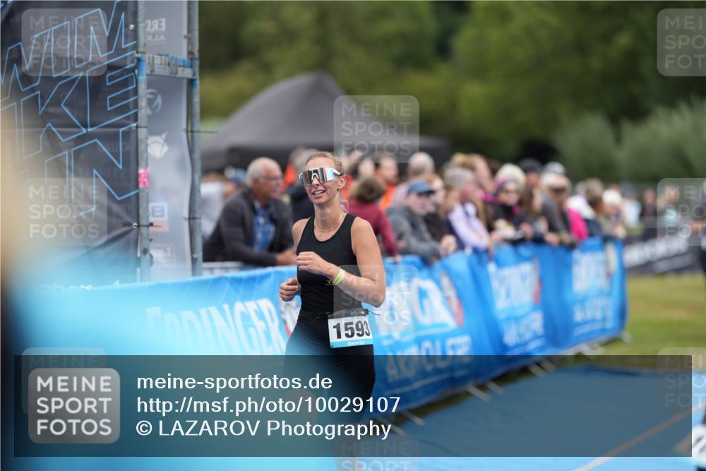 30.08.2026 - Elbe Triathlon Hamburg LAZAROV Photography http://msf.ph/oto/10029107 30.08.2026 12:09:57 Ziel 1593, 1687 meine-sportfotos.de