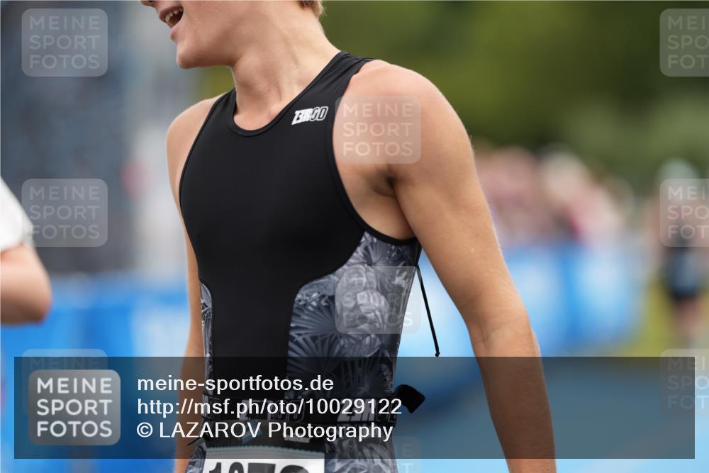 30.08.2026 - Elbe Triathlon Hamburg LAZAROV Photography http://msf.ph/oto/10029122 30.08.2026 12:10:26 Ziel 1372, 1382, 1471, 1539 meine-sportfotos.de