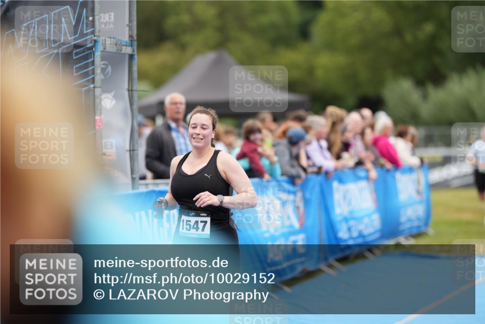 30.08.2026 - Elbe Triathlon Hamburg LAZAROV Photography http://msf.ph/oto/10029152 30.08.2026 12:11:28 Ziel 893, 1547, 1654 meine-sportfotos.de