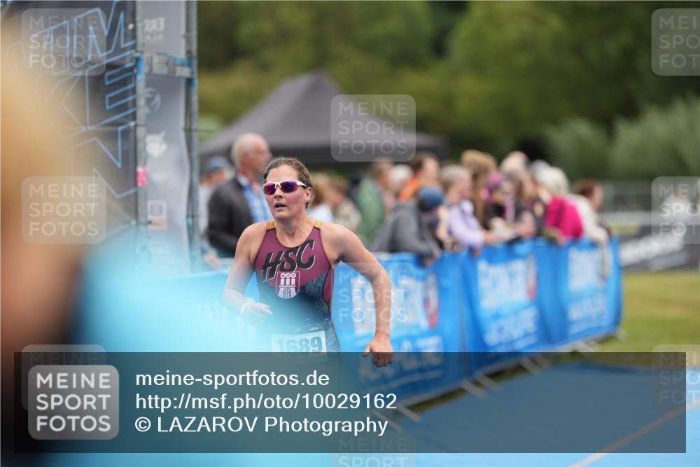 30.08.2026 - Elbe Triathlon Hamburg LAZAROV Photography http://msf.ph/oto/10029162 30.08.2026 12:11:41 Ziel 1583, 1689 meine-sportfotos.de