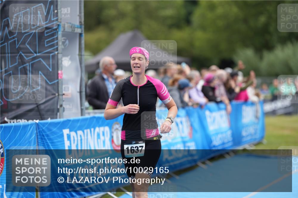 30.08.2026 - Elbe Triathlon Hamburg LAZAROV Photography http://msf.ph/oto/10029165 30.08.2026 12:12:04 Ziel 1490, 1637 meine-sportfotos.de