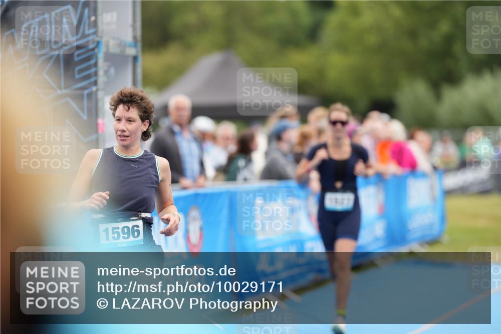 30.08.2026 - Elbe Triathlon Hamburg LAZAROV Photography http://msf.ph/oto/10029171 30.08.2026 12:12:29 Ziel 1527, 1596 meine-sportfotos.de