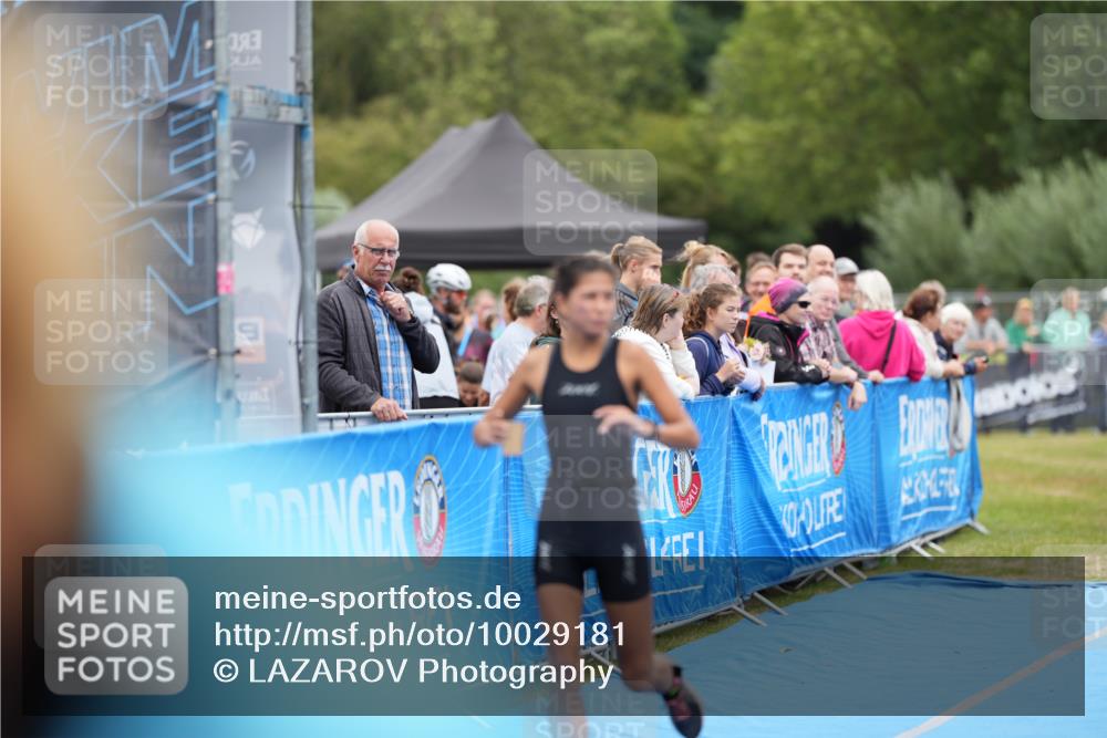 30.08.2026 - Elbe Triathlon Hamburg LAZAROV Photography http://msf.ph/oto/10029181 30.08.2026 12:13:25 Ziel 1587 meine-sportfotos.de