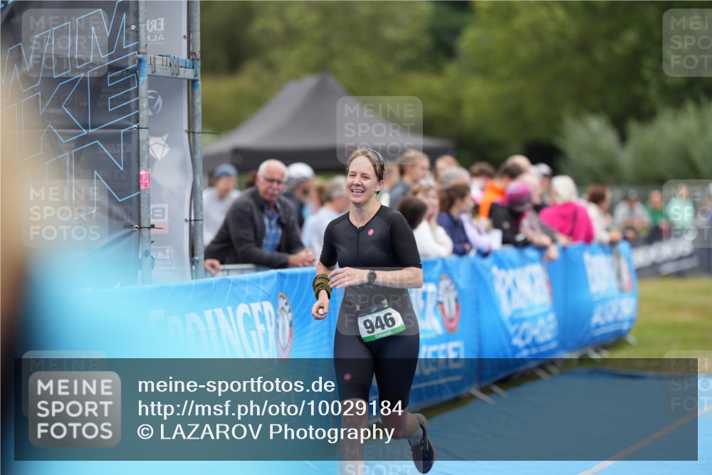 30.08.2026 - Elbe Triathlon Hamburg LAZAROV Photography http://msf.ph/oto/10029184 30.08.2026 12:13:41 Ziel 946, 1712 meine-sportfotos.de