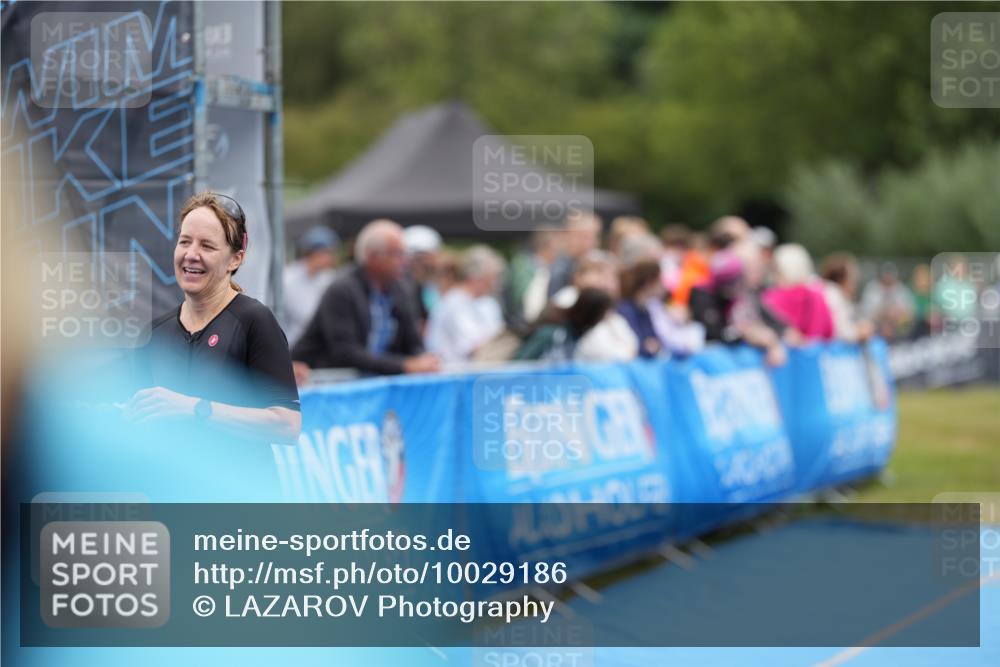 30.08.2026 - Elbe Triathlon Hamburg LAZAROV Photography http://msf.ph/oto/10029186 30.08.2026 12:13:42 Ziel 946, 1712 meine-sportfotos.de