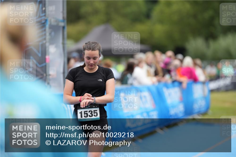 30.08.2026 - Elbe Triathlon Hamburg LAZAROV Photography http://msf.ph/oto/10029218 30.08.2026 12:15:11 Ziel 1512, 1514, 1535, 1569 meine-sportfotos.de