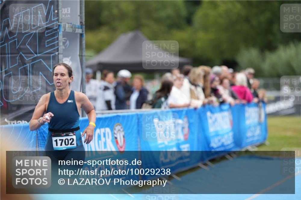 30.08.2026 - Elbe Triathlon Hamburg LAZAROV Photography http://msf.ph/oto/10029238 30.08.2026 12:16:16 Ziel 1465, 1702 meine-sportfotos.de