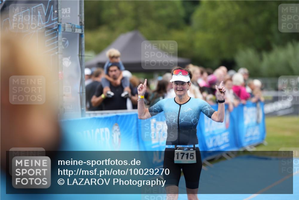30.08.2026 - Elbe Triathlon Hamburg LAZAROV Photography http://msf.ph/oto/10029270 30.08.2026 12:18:16 Ziel 1521, 1715 meine-sportfotos.de