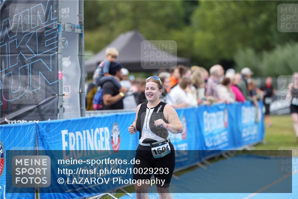 30.08.2026 - Elbe Triathlon Hamburg LAZAROV Photography http://msf.ph/oto/10029293 30.08.2026 12:19:39 Ziel 1504, 1694 meine-sportfotos.de