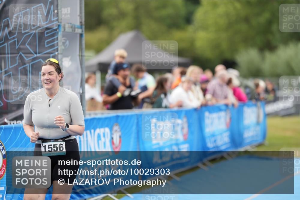 30.08.2026 - Elbe Triathlon Hamburg LAZAROV Photography http://msf.ph/oto/10029303 30.08.2026 12:20:17 Ziel 1541, 1566, 1635 meine-sportfotos.de