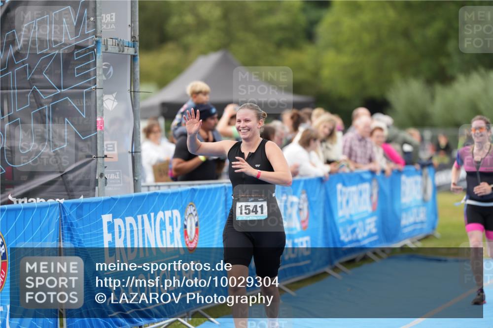 30.08.2026 - Elbe Triathlon Hamburg LAZAROV Photography http://msf.ph/oto/10029304 30.08.2026 12:20:24 Ziel 1541, 1635 meine-sportfotos.de