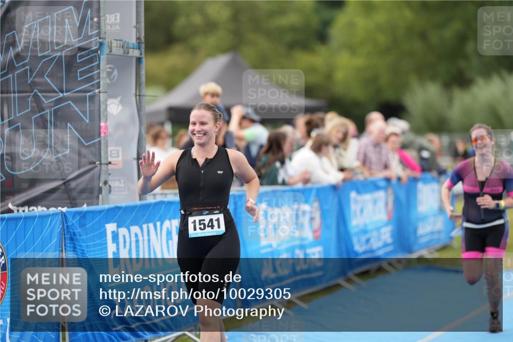 30.08.2026 - Elbe Triathlon Hamburg LAZAROV Photography http://msf.ph/oto/10029305 30.08.2026 12:20:24 Ziel 1541, 1635 meine-sportfotos.de