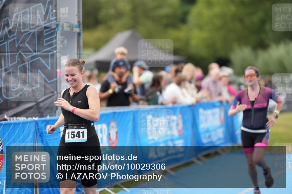 30.08.2026 - Elbe Triathlon Hamburg LAZAROV Photography http://msf.ph/oto/10029306 30.08.2026 12:20:25 Ziel 1541, 1635 meine-sportfotos.de