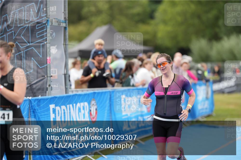 30.08.2026 - Elbe Triathlon Hamburg LAZAROV Photography http://msf.ph/oto/10029307 30.08.2026 12:20:26 Ziel 1541, 1635 meine-sportfotos.de