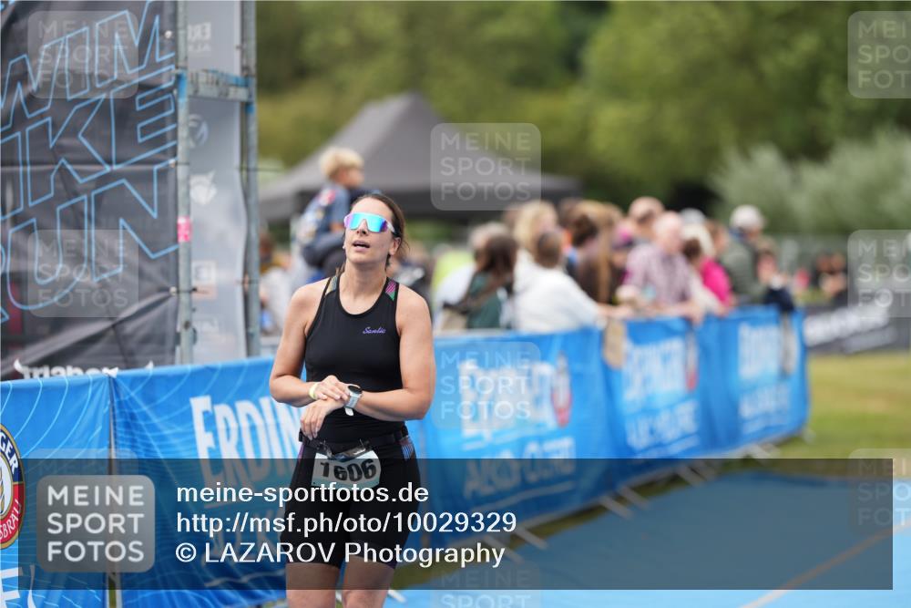 30.08.2026 - Elbe Triathlon Hamburg LAZAROV Photography http://msf.ph/oto/10029329 30.08.2026 12:21:56 Ziel 894, 1606 meine-sportfotos.de