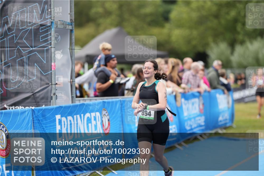 30.08.2026 - Elbe Triathlon Hamburg LAZAROV Photography http://msf.ph/oto/10029330 30.08.2026 12:22:02 Ziel 894, 1604 meine-sportfotos.de