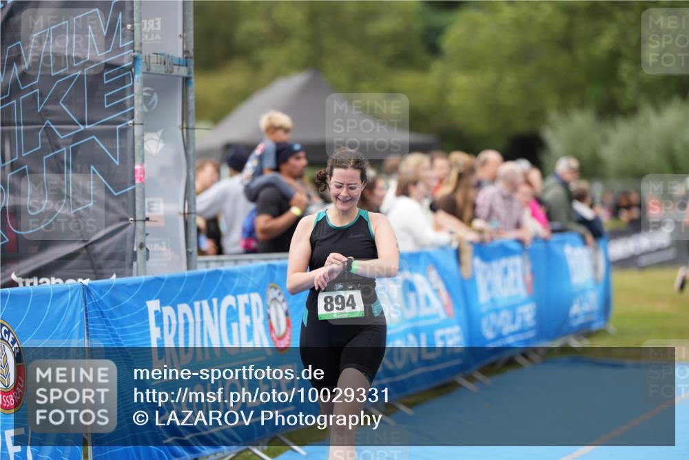 30.08.2026 - Elbe Triathlon Hamburg LAZAROV Photography http://msf.ph/oto/10029331 30.08.2026 12:22:02 Ziel 894, 1604 meine-sportfotos.de