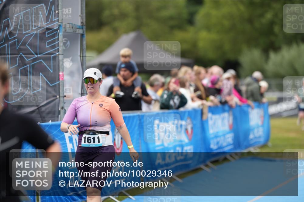 30.08.2026 - Elbe Triathlon Hamburg LAZAROV Photography http://msf.ph/oto/10029346 30.08.2026 12:22:49 Ziel 1540, 1543, 1609, 1611 meine-sportfotos.de