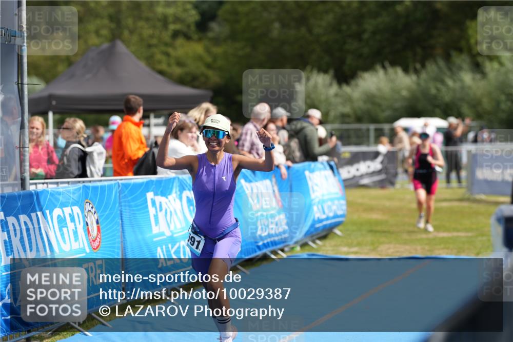 30.08.2026 - Elbe Triathlon Hamburg LAZAROV Photography http://msf.ph/oto/10029387 30.08.2026 12:31:52 Ziel 1591, 1644 meine-sportfotos.de