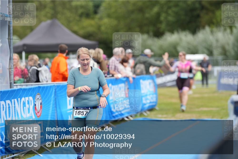 30.08.2026 - Elbe Triathlon Hamburg LAZAROV Photography http://msf.ph/oto/10029394 30.08.2026 12:32:06 Ziel 1614, 1657 meine-sportfotos.de