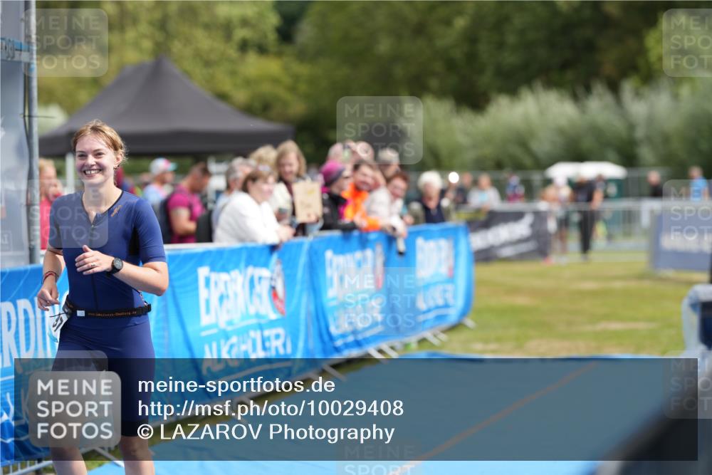 30.08.2026 - Elbe Triathlon Hamburg LAZAROV Photography http://msf.ph/oto/10029408 30.08.2026 12:33:09 Ziel 1497 meine-sportfotos.de