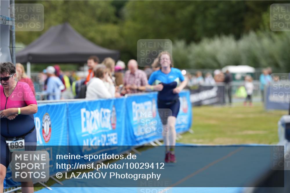 30.08.2026 - Elbe Triathlon Hamburg LAZAROV Photography http://msf.ph/oto/10029412 30.08.2026 12:33:36 Ziel 1651, 1693 meine-sportfotos.de