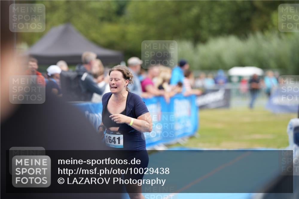 30.08.2026 - Elbe Triathlon Hamburg LAZAROV Photography http://msf.ph/oto/10029438 30.08.2026 12:38:40 Ziel 1594, 1641 meine-sportfotos.de